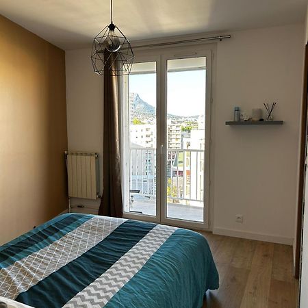 Bel Appartement Toulon Extérieur photo